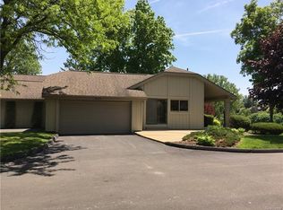 1829 Golf Ridge Dr S, Bloomfield Hills, MI 48302