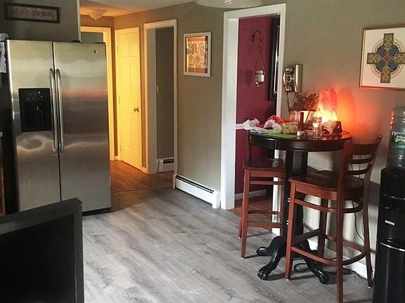 4th image of 41 Spencer Dr