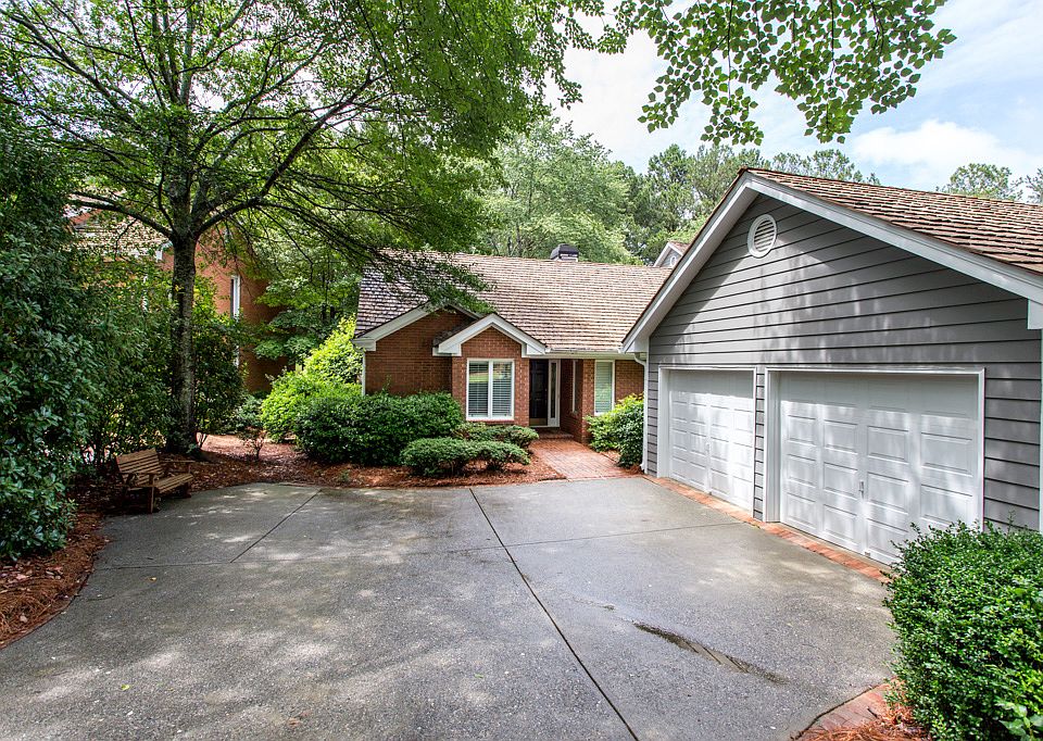 1st image of 2630 Camden Glen Ct