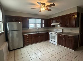 109 Grand Ave #1, Providence, RI 02905