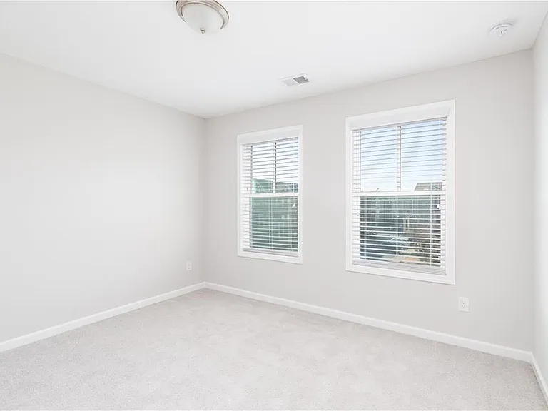 770 Sunset Park Dr — Photo 21