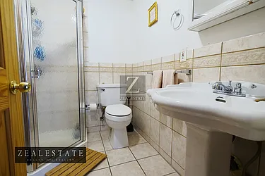 Rented by ZealEstate Group Inc