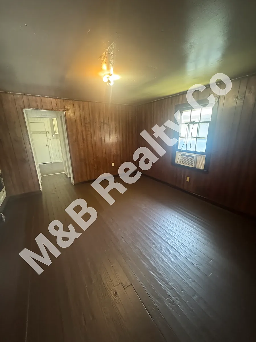Building Photo - 462 Bay Shore Ave #B