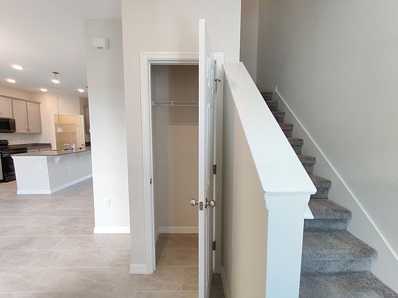 5th image of 5305 Avalon Park Blvd