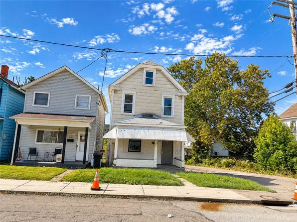 1395 Leishman Ave, New Kensington, PA 15068