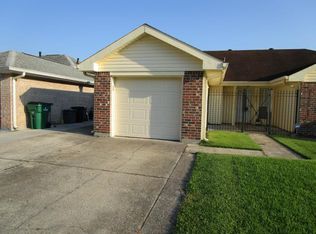 2921 Laurie Ln, Marrero, LA 70072
