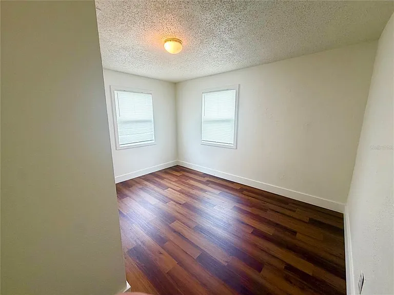 1502 W Grace St — Photo 19