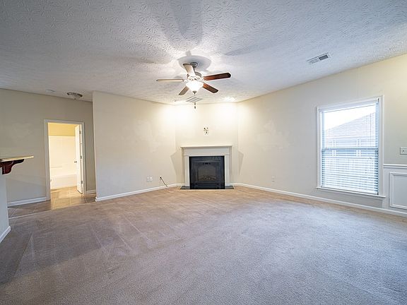 5th image of 5 Brentwood Dr