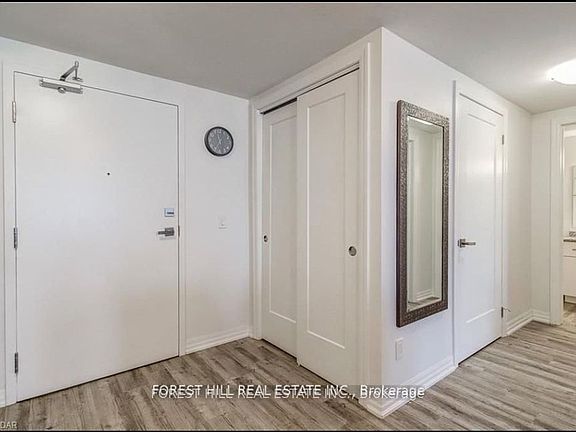 3rd image of 104 Summit Ridge Dr #110