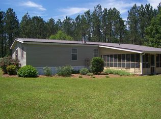 49 Lola Ln, Enigma, GA 31749