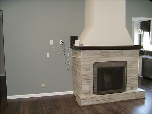 5th image of 1211 8th Pl