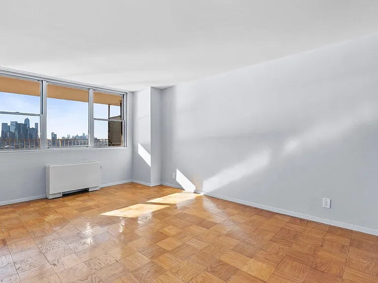 6040 Boulevard East #14F — Photo 18
