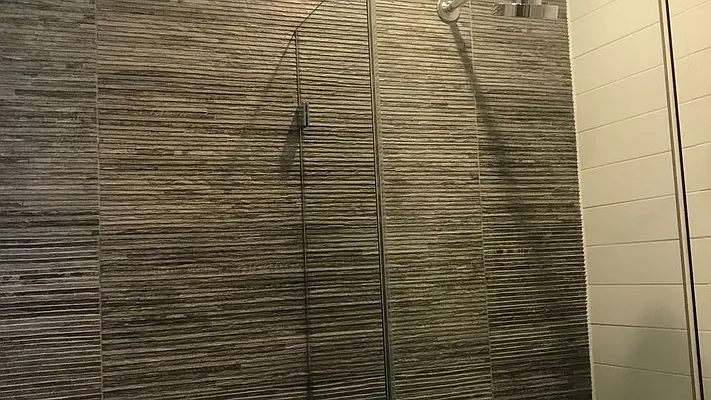 Rented by Nooklyn NYC LLC | media 49