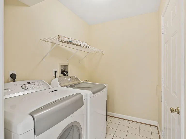 3109 Nestling Pine Ct — Photo 16