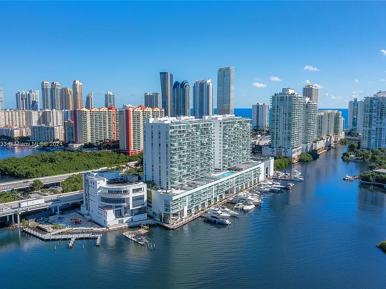 400 Sunny Isles Blvd #2008 — Photo 11