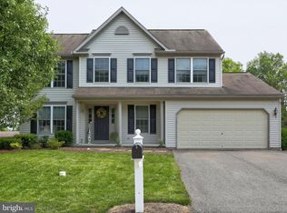 3336 Greenridge Dr, Mountville, PA 17554