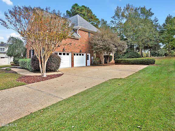 3rd image of 1542 Grandiflora Drive