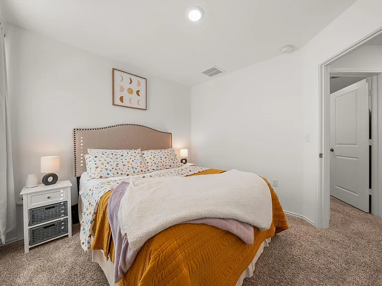 7204 Sparkling Light Dr #A — Photo 24