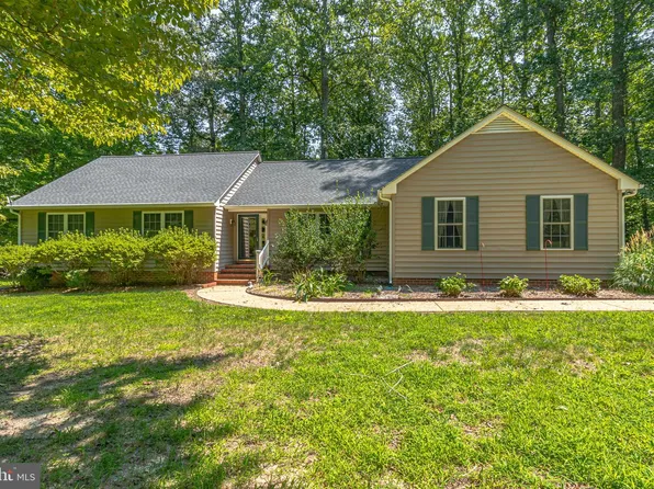 650 Canvasback Ln, Heathsville, VA 22473