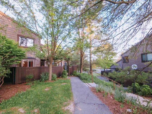 230 Strawberry Hill Cir #2, Ithaca, NY 14850