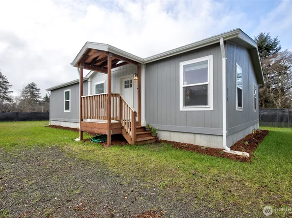 816 S Rain Street NE, Ocean Shores, WA 98569