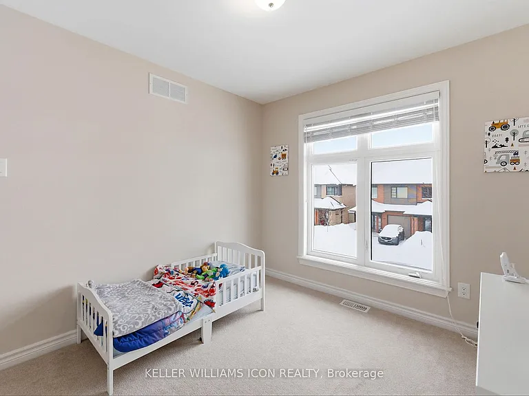 726 Guardian Grv — Photo 14