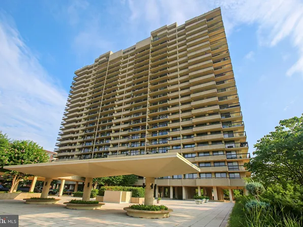 400 Madison St APT 1710, Alexandria, VA 22314