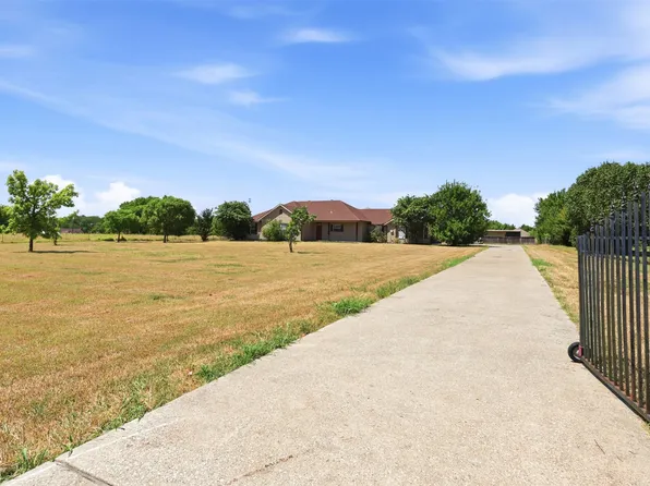 5642 County Road 597, Farmersville, TX 75442