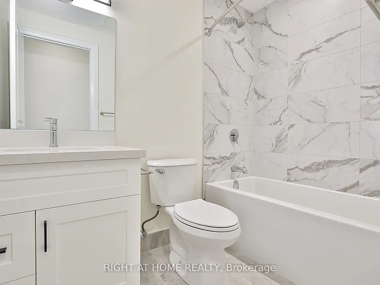 39 15th St #2 — Photo 13