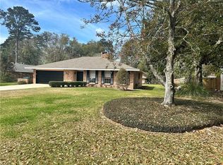 114 Oak Dr, Covington, LA 70433