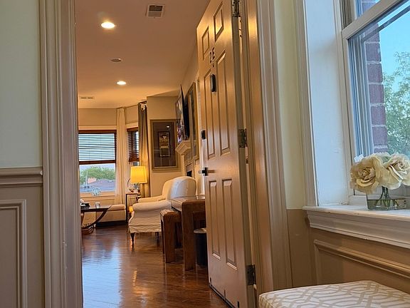 2nd image of 6906 W Medill Ave #2E