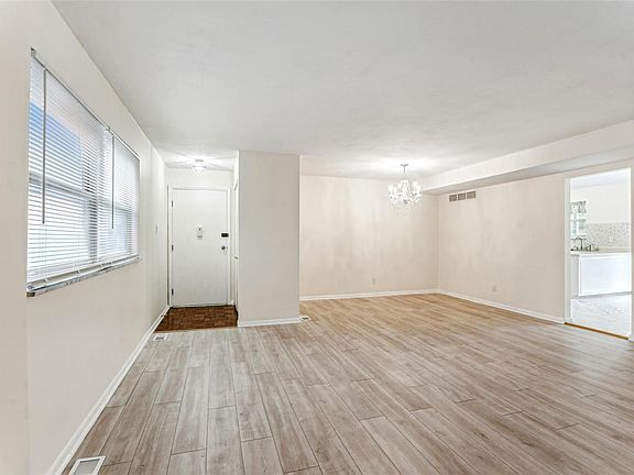 2nd image of 10391 Forest Brook Ln APT B