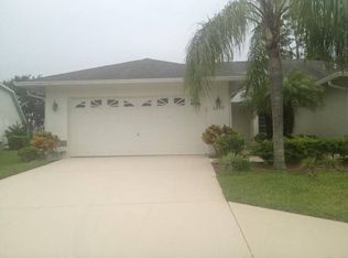 6232 Shadowood Cir, Naples, FL 34112