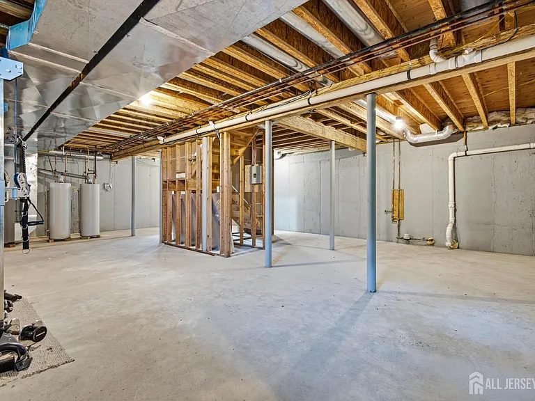 33 Melbloum Ln — Photo 30