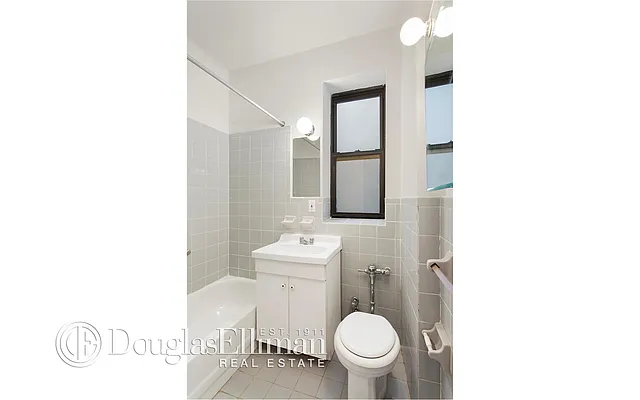 Sold by Douglas Elliman | media 16