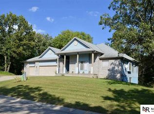 19709 Ewel Ct, Plattsmouth, NE 68048