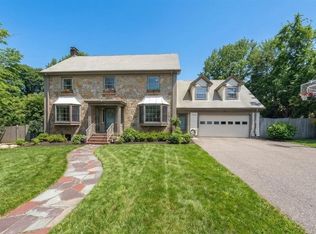 210 Robbins St, Milton, MA 02186