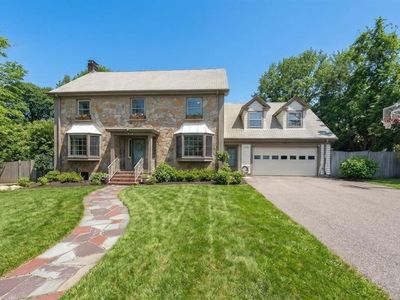 210 Robbins St, Milton, MA, 02186