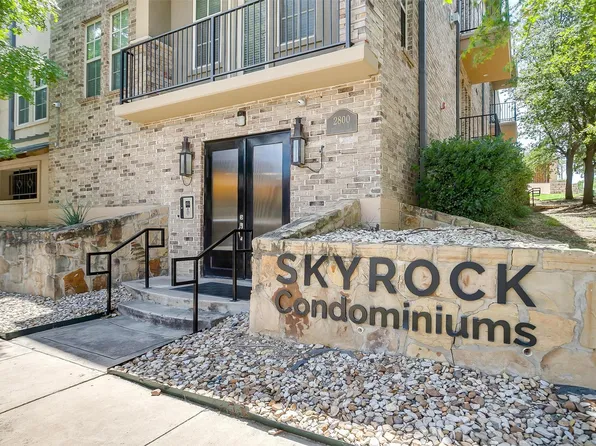 2800 Sandage Ave #302, Fort Worth, TX 76109