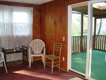 3rd image of 24 Lindbergh Ln