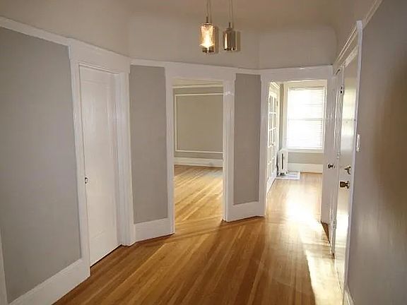 2nd image of 2040 Fell St APT 4