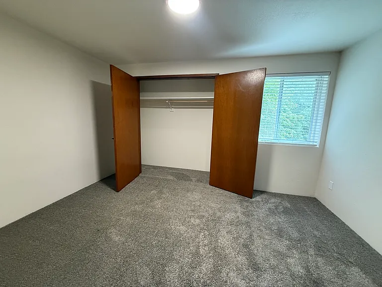 1002 Ash St #1022 — Photo 4