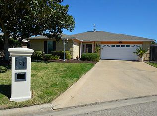 7 Cozumel Cir, Galveston, TX 77554