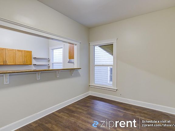 3rd image of 1015 Fell St Unit B