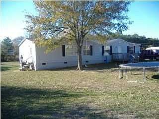 2nd image of 1868 Raburn Rd NE