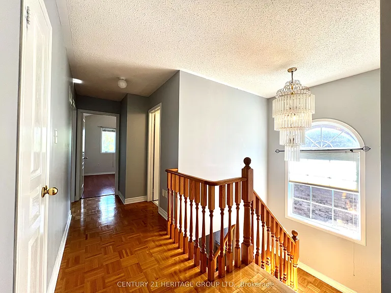 80 Belvia Dr — Photo 10