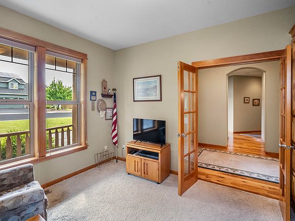 5th image of 3571 SW 36th Pl
