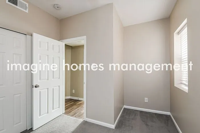 4258 McPherson Ave #2B — Photo 12