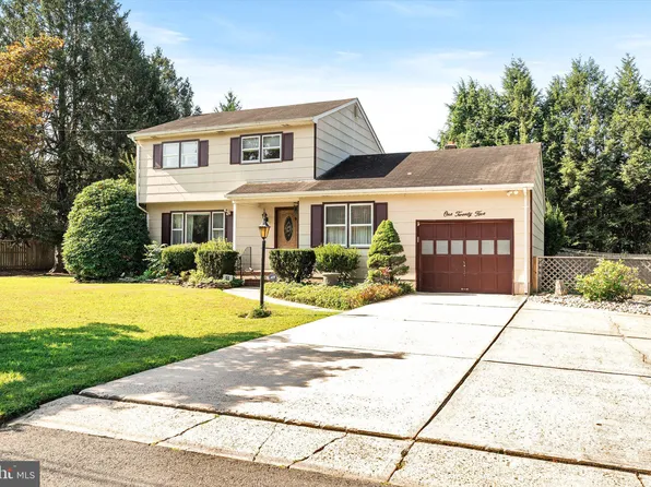 125 Laura Ave, Hamilton, NJ 08619