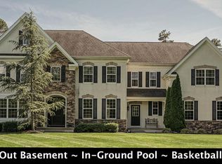 47 Sleepy Hollow Dr, Tabernacle, NJ 08088